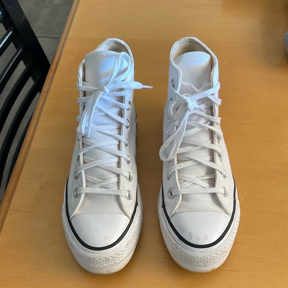 Platform white converse